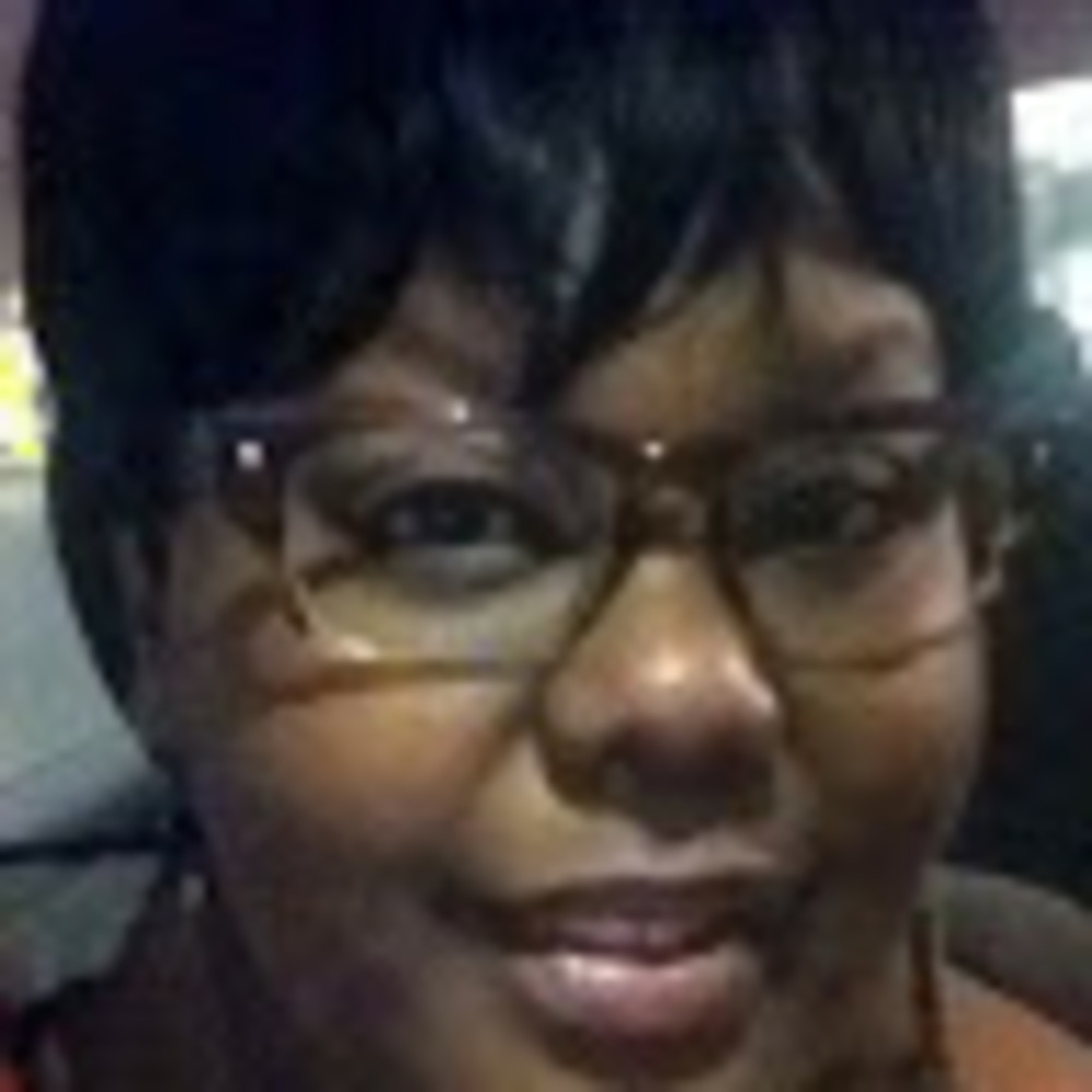 Meet your Posher, Shawna